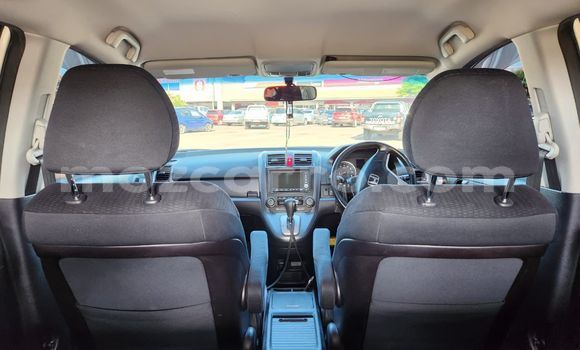 Comprar Usado Honda CR-V Branco Carro em Marara em Tete Comprar Usado Honda CR-V Branco Carro em Marara em Tete