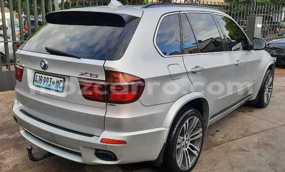 Tenga Tsaru BMW X5 Sirivha Mota in Maputo in Maputo Tenga Tsaru BMW X5 Sirivha Mota in Maputo in Maputo