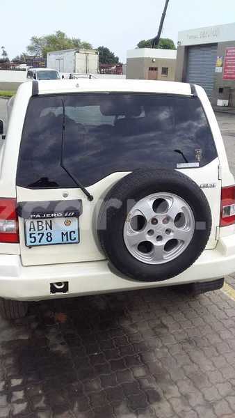 Big with watermark mitsubishi pajero io maputo maputo 14860