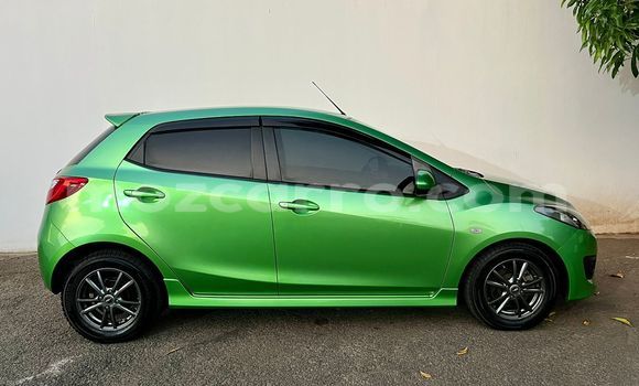 Tenga Tsaru Mazda Demio Girinhi Mota in Maputo in Maputo Tenga Tsaru Mazda Demio Girinhi Mota in Maputo in Maputo