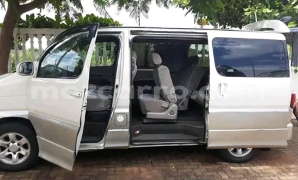 Buy Used Toyota Regius White Car in Maputo in Maputo Buy Used Toyota Regius White Car in Maputo in Maputo