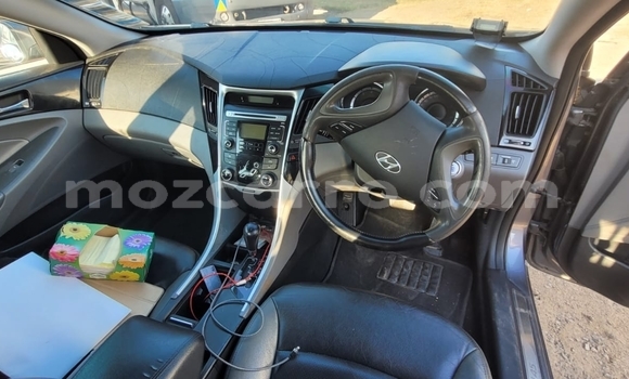 Tenga Tsaru Hyundai Sonata Sirivha Mota in Maputo in Maputo Tenga Tsaru Hyundai Sonata Sirivha Mota in Maputo in Maputo