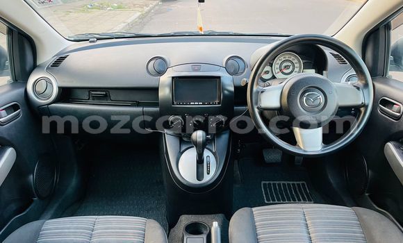 Comprar Usado Mazda Demio Azul Carro em Maputo em Maputo Comprar Usado Mazda Demio Azul Carro em Maputo em Maputo
