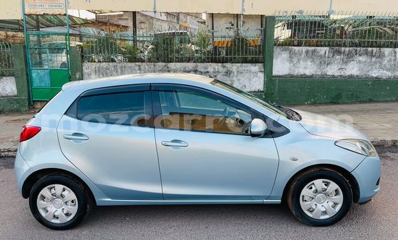 Comprar Usado Mazda Demio Azul Carro em Maputo em Maputo Comprar Usado Mazda Demio Azul Carro em Maputo em Maputo