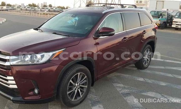 Tenga Imported Toyota Highlander Zvimwe Mota in Import - Dubai in Cabo Delgado Tenga Imported Toyota Highlander Zvimwe Mota in Import - Dubai in Cabo Delgado