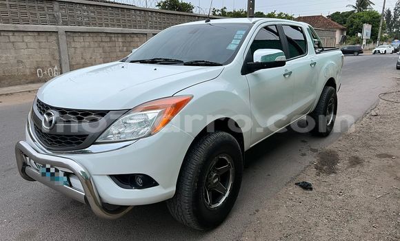 Tenga Tsaru Mazda BT-50 Chena Mota in Maputo in Maputo Tenga Tsaru Mazda BT-50 Chena Mota in Maputo in Maputo