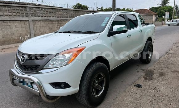 Tenga Tsaru Mazda BT-50 Chena Mota in Maputo in Maputo Tenga Tsaru Mazda BT-50 Chena Mota in Maputo in Maputo