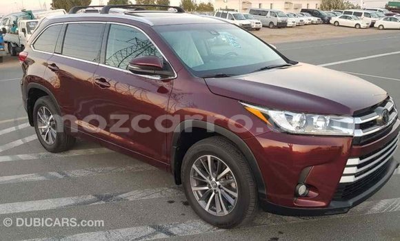 Tenga Imported Toyota Highlander Zvimwe Mota in Import - Dubai in Cabo Delgado Tenga Imported Toyota Highlander Zvimwe Mota in Import - Dubai in Cabo Delgado