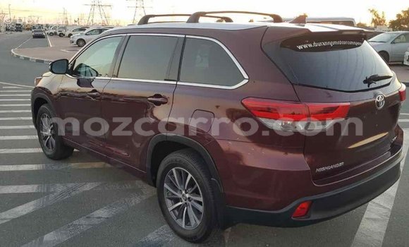 Tenga Imported Toyota Highlander Zvimwe Mota in Import - Dubai in Cabo Delgado Tenga Imported Toyota Highlander Zvimwe Mota in Import - Dubai in Cabo Delgado