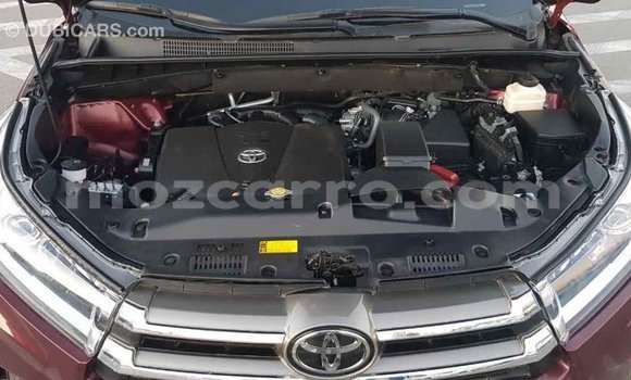 Tenga Imported Toyota Highlander Zvimwe Mota in Import - Dubai in Cabo Delgado Tenga Imported Toyota Highlander Zvimwe Mota in Import - Dubai in Cabo Delgado
