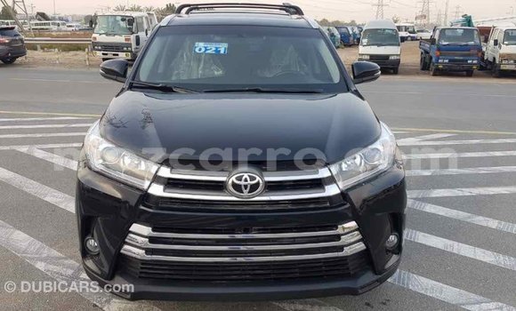 Tenga Imported Toyota Highlander Nhema Mota in Import - Dubai in Cabo Delgado Tenga Imported Toyota Highlander Nhema Mota in Import - Dubai in Cabo Delgado