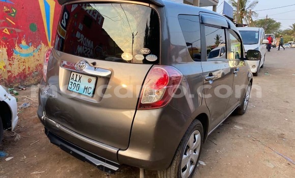 Buy Used Toyota Ractis Silver Car in Maputo in Maputo Buy Used Toyota Ractis Silver Car in Maputo in Maputo