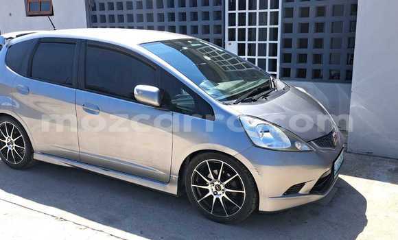 Nunua Ilio tumika Honda Fit Fedha Gari ndani ya Maputo nchini Maputo Nunua Ilio tumika Honda Fit Fedha Gari ndani ya Maputo nchini Maputo