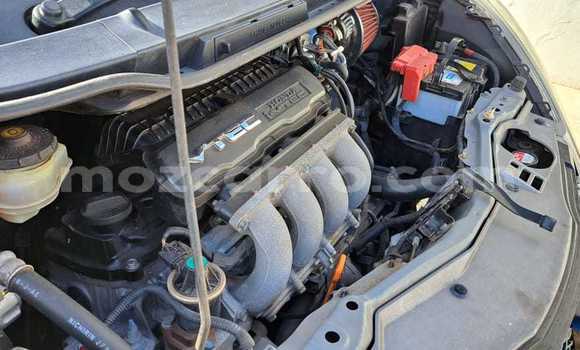 Nunua Ilio tumika Honda Fit Fedha Gari ndani ya Maputo nchini Maputo Nunua Ilio tumika Honda Fit Fedha Gari ndani ya Maputo nchini Maputo