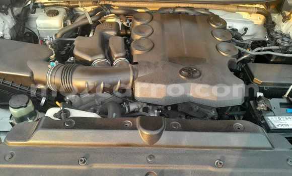 Comprar Usado Toyota Land Cruiser Prado Branco Carro em Maputo em Maputo Comprar Usado Toyota Land Cruiser Prado Branco Carro em Maputo em Maputo