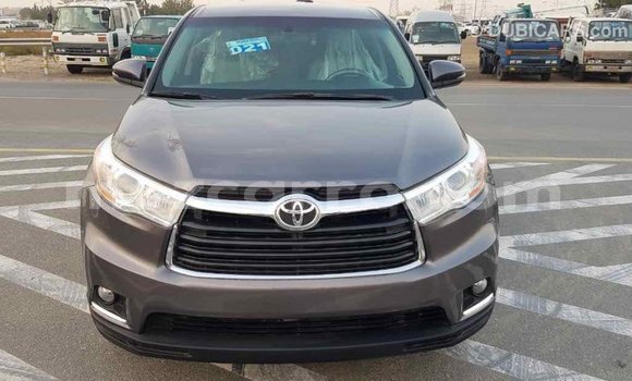 Comprar Importar Toyota Highlander De outros Carro em Import - Dubai em Cabo Delgado Comprar Importar Toyota Highlander De outros Carro em Import - Dubai em Cabo Delgado