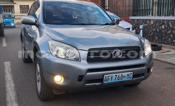 Comprar Usado Toyota RAV4 Prata Carro em Maputo em Maputo Comprar Usado Toyota RAV4 Prata Carro em Maputo em Maputo
