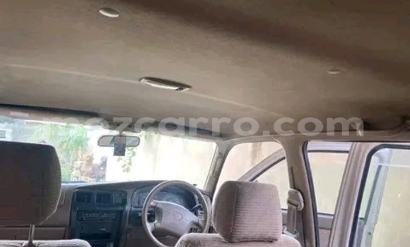 Nunua Ilio tumika Toyota Hilux Surf Nyingine Gari ndani ya Maputo nchini Maputo Nunua Ilio tumika Toyota Hilux Surf Nyingine Gari ndani ya Maputo nchini Maputo