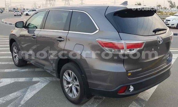 Comprar Importar Toyota Highlander De outros Carro em Import - Dubai em Cabo Delgado Comprar Importar Toyota Highlander De outros Carro em Import - Dubai em Cabo Delgado