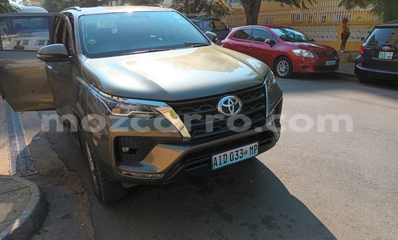 Tenga Tsaru Toyota Fortuner Zvimwe Mota in Maputo in Maputo Tenga Tsaru Toyota Fortuner Zvimwe Mota in Maputo in Maputo