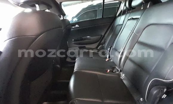 Tenga Tsaru Kia Sportage Tsvuku Mota in Maputo in Maputo Tenga Tsaru Kia Sportage Tsvuku Mota in Maputo in Maputo