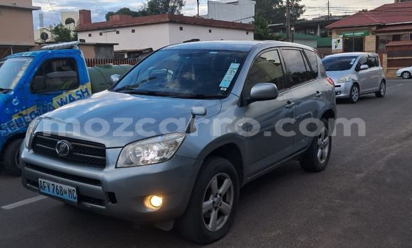 Tenga Tsaru Toyota RAV4 Zvimwe Mota in Maputo in Maputo Tenga Tsaru Toyota RAV4 Zvimwe Mota in Maputo in Maputo
