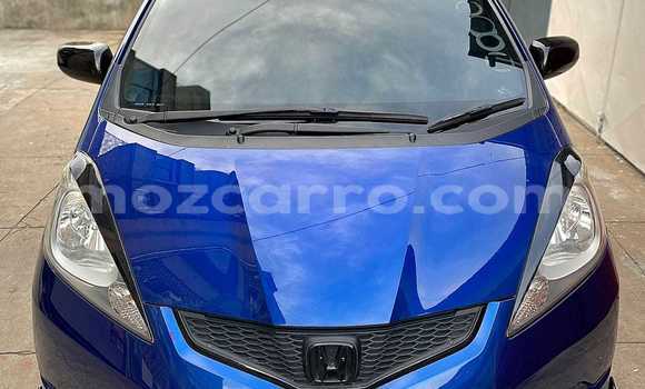 Comprar Usado Honda Fit Azul Carro em Maputo em Maputo