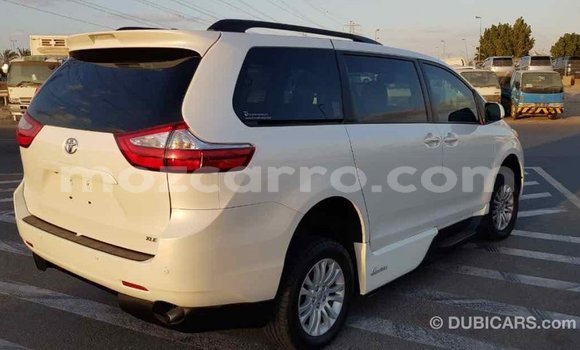 Nunua Imported Toyota Sienna Nyeupe Gari ndani ya Import - Dubai nchini Cabo Delgado Nunua Imported Toyota Sienna Nyeupe Gari ndani ya Import - Dubai nchini Cabo Delgado