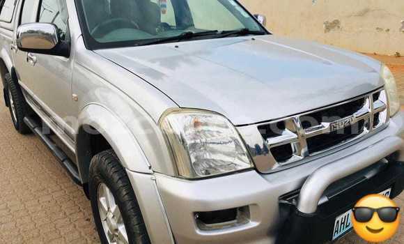 Comprar Usado Isuzu KB De outros Carro em Maputo em Maputo Comprar Usado Isuzu KB De outros Carro em Maputo em Maputo