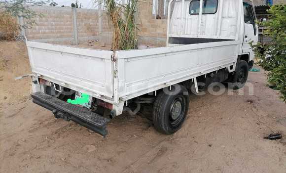 Comprar Usado Toyota Dyna Branco Carro em Maputo em Maputo Comprar Usado Toyota Dyna Branco Carro em Maputo em Maputo