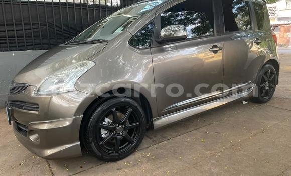Nunua Ilio tumika Toyota Ractis Fedha Gari ndani ya Maputo nchini Maputo Nunua Ilio tumika Toyota Ractis Fedha Gari ndani ya Maputo nchini Maputo