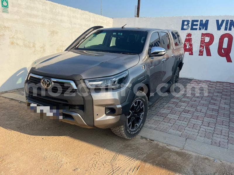 Big with watermark toyota hiluxe revo maputo maputo 14973