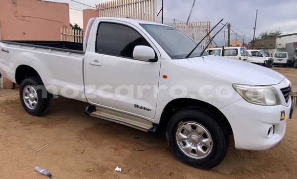 Comprar Usado Toyota Hilux Branco Carro em Maputo em Maputo Comprar Usado Toyota Hilux Branco Carro em Maputo em Maputo