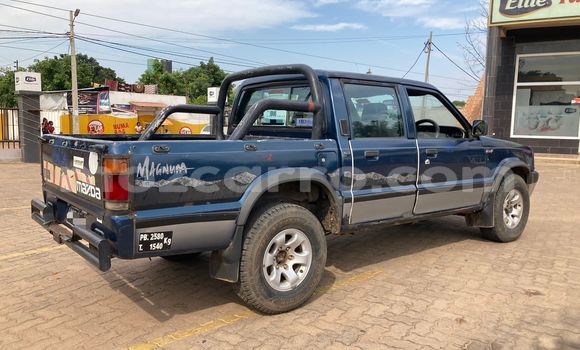 Buy Used Mazda B-series Blue Car in Maputo in Maputo Buy Used Mazda B-series Blue Car in Maputo in Maputo