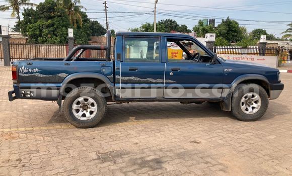 Buy Used Mazda B-series Blue Car in Maputo in Maputo Buy Used Mazda B-series Blue Car in Maputo in Maputo