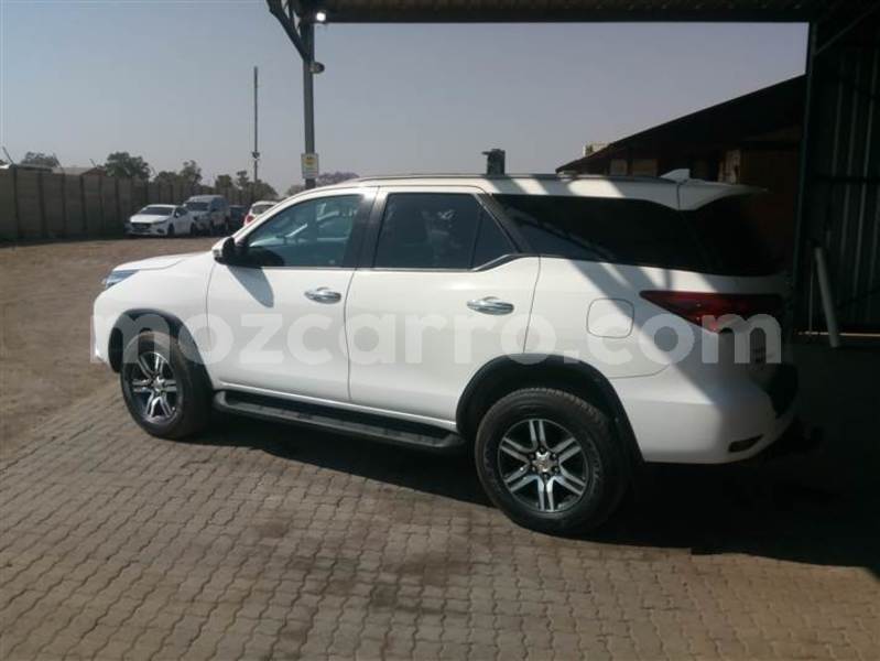 Big with watermark toyota fortuner maputo maputo 14996