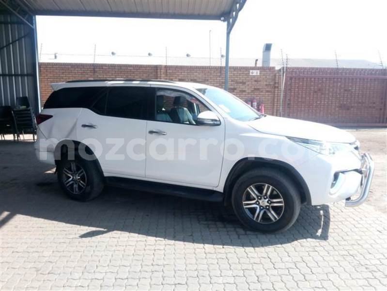 Big with watermark toyota fortuner maputo maputo 14996