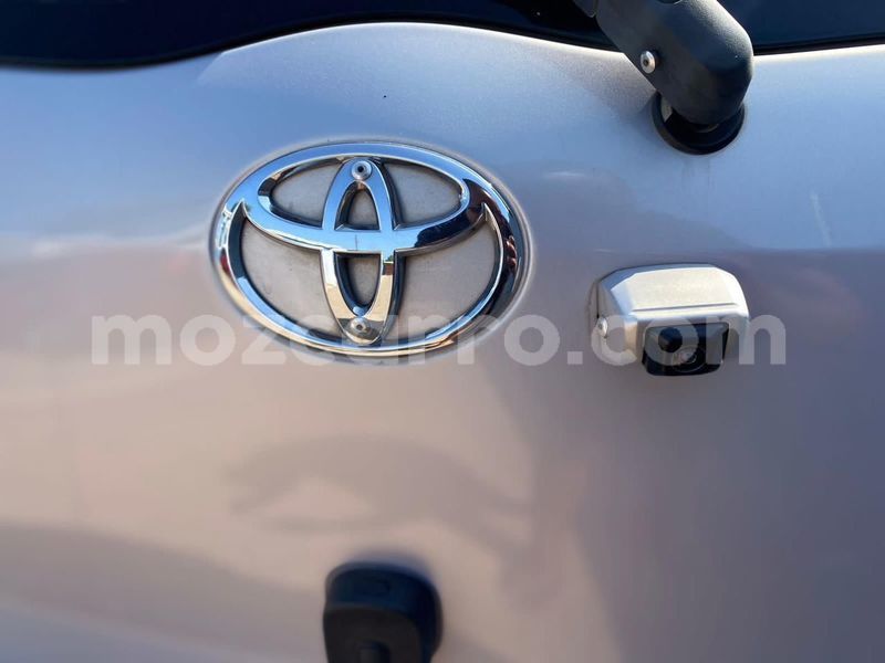 Big with watermark toyota vitz maputo maputo 15002