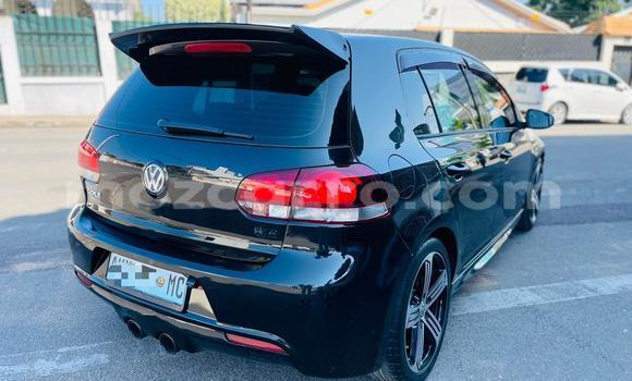 Nunua Ilio tumika Volkswagen Golf Nyeusi Gari ndani ya Maputo nchini Maputo Nunua Ilio tumika Volkswagen Golf Nyeusi Gari ndani ya Maputo nchini Maputo