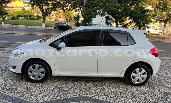 Nunua Ilio tumika Toyota Auris Nyeupe Gari ndani ya Maputo nchini Maputo Nunua Ilio tumika Toyota Auris Nyeupe Gari ndani ya Maputo nchini Maputo