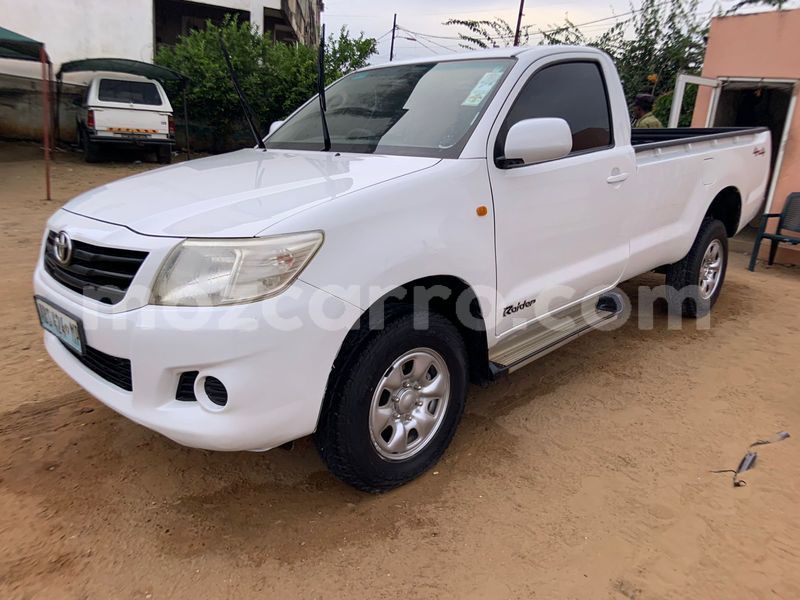 Big with watermark toyota hilux maputo maputo 15012