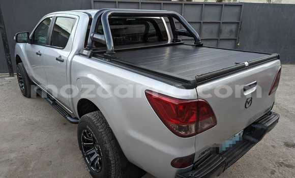 Comprar Usado Mazda BT-50 De outros Carro em Maputo em Maputo Comprar Usado Mazda BT-50 De outros Carro em Maputo em Maputo