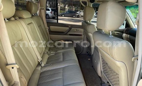 Nunua Ilio tumika Toyota Land Cruiser Nyeupe Gari ndani ya Maputo nchini Maputo Nunua Ilio tumika Toyota Land Cruiser Nyeupe Gari ndani ya Maputo nchini Maputo
