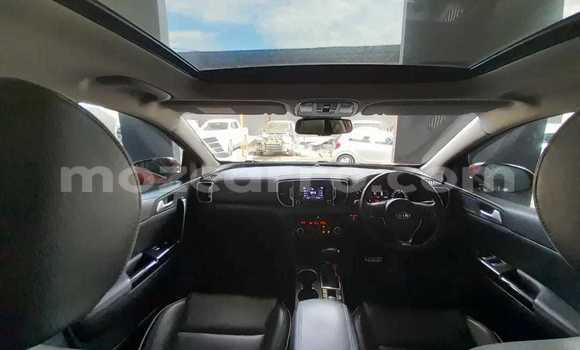 Nunua Ilio tumika Kia Sportage Nyekundu Gari ndani ya Maputo nchini Maputo Nunua Ilio tumika Kia Sportage Nyekundu Gari ndani ya Maputo nchini Maputo