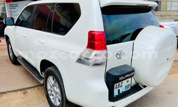 Nunua Ilio tumika Toyota Prado Nyeupe Gari ndani ya Maputo nchini Maputo Nunua Ilio tumika Toyota Prado Nyeupe Gari ndani ya Maputo nchini Maputo