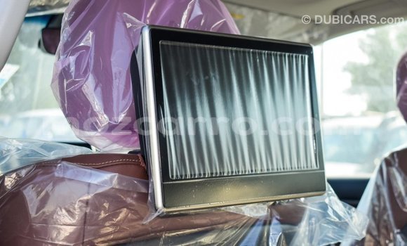 Buy Import Toyota Land Cruiser White Car in Import - Dubai in Cabo Delgado Buy Import Toyota Land Cruiser White Car in Import - Dubai in Cabo Delgado