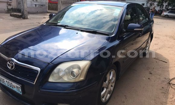Comprar Usado Toyota Avensis Azul Carro em Maputo em Maputo