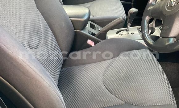 Nunua Ilio tumika Toyota RAV4 Nyeupe Gari ndani ya Maputo nchini Maputo Nunua Ilio tumika Toyota RAV4 Nyeupe Gari ndani ya Maputo nchini Maputo