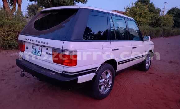Comprar Usado Land Rover Range Rover Branco Carro em Maputo em Maputo Comprar Usado Land Rover Range Rover Branco Carro em Maputo em Maputo