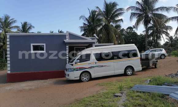 Comprar Usado Toyota Grand HiAce Branco Carro em Maputo em Maputo Comprar Usado Toyota Grand HiAce Branco Carro em Maputo em Maputo